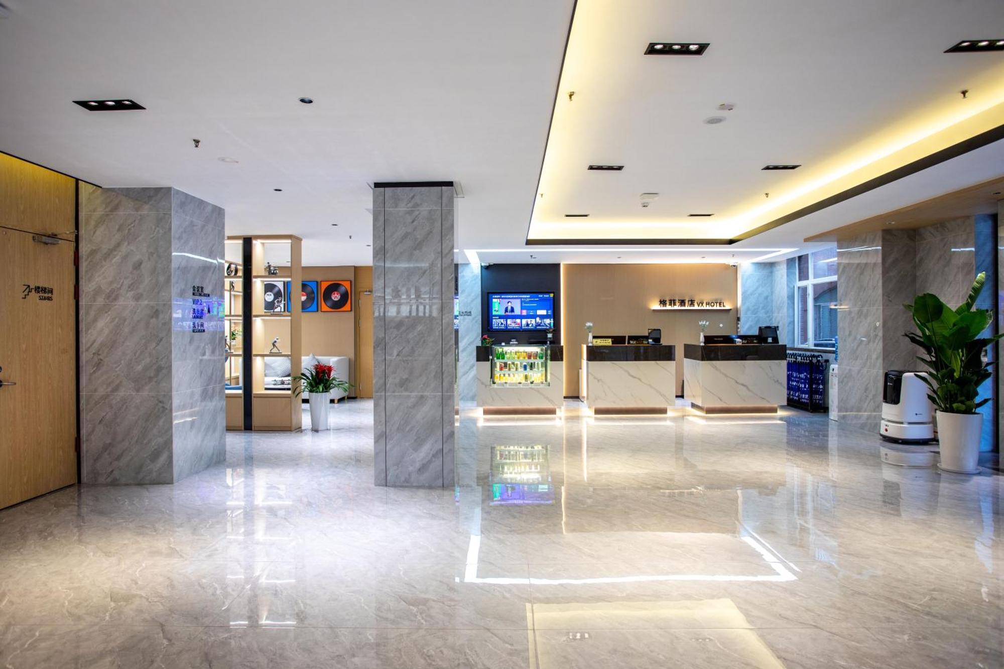 Vx Hotel Shanghai Yixian Road Dabaishu Exteriör bild
